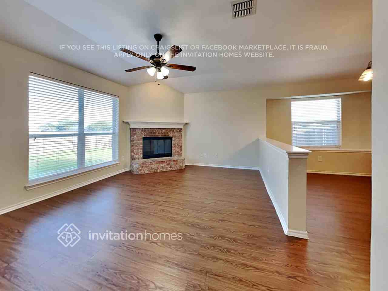 950 Heather St - Photo 5 of 19