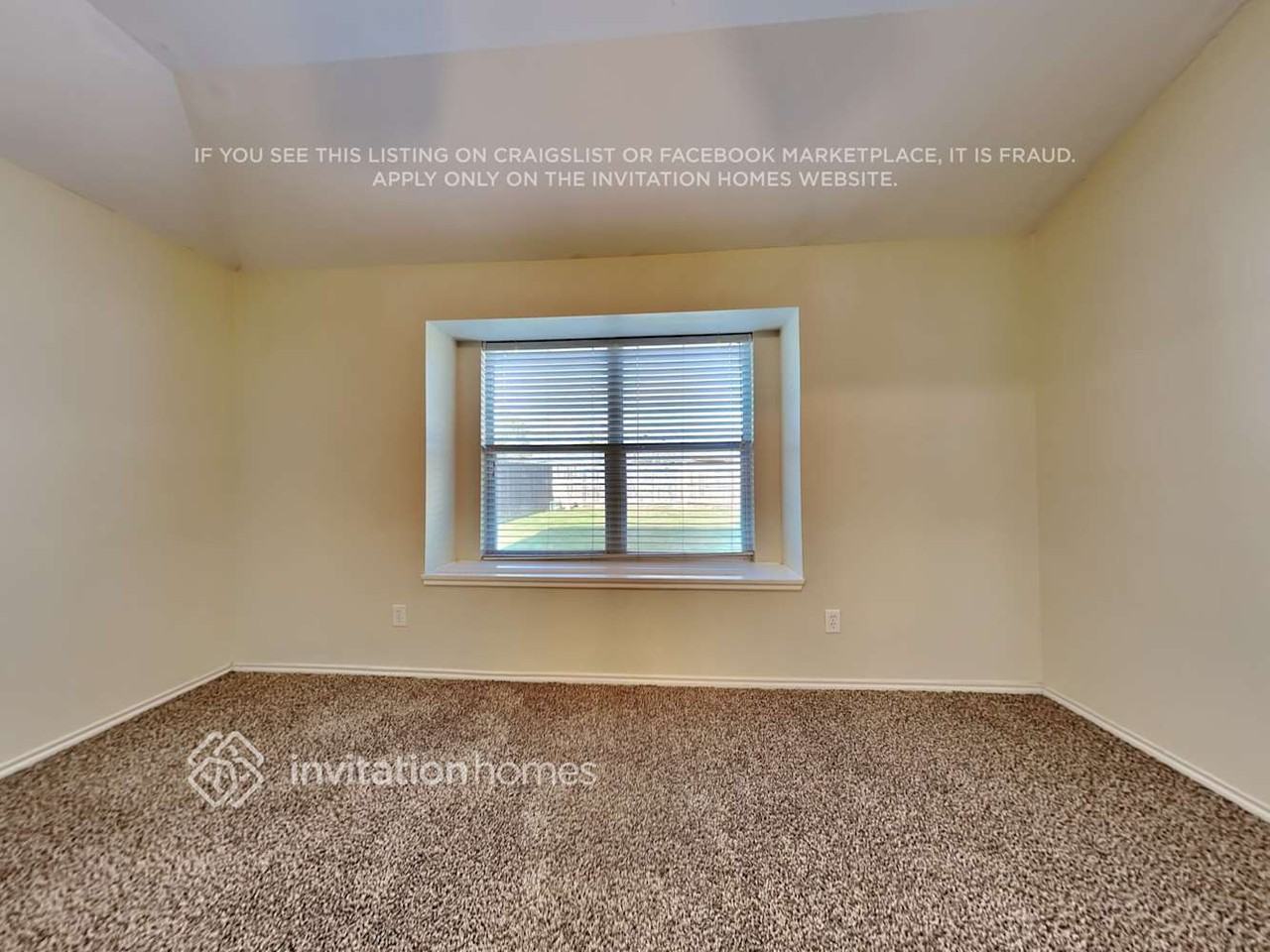 950 Heather St - Photo 7 of 15