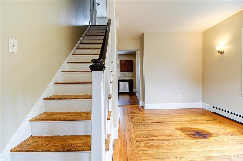 614 River Ave - Photo 5 of 29