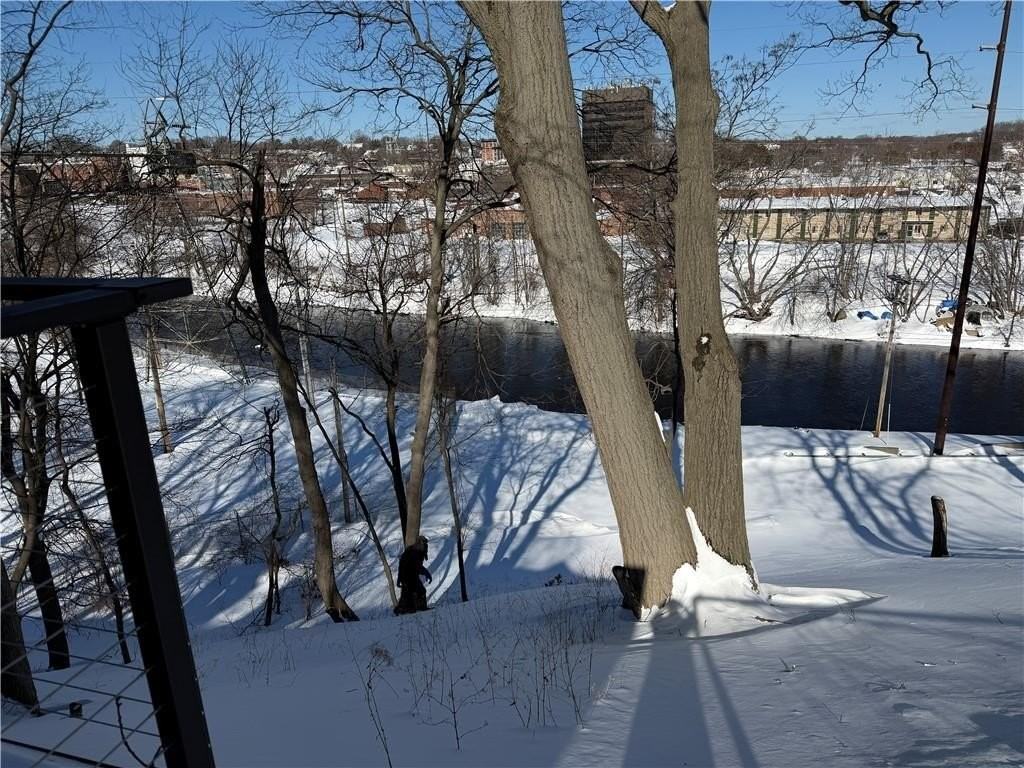 27 W Park Pl #2F - Photo 3 of 10