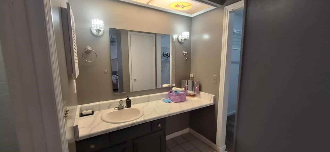 6567 Montrose Trl - Photo 3 of 20
