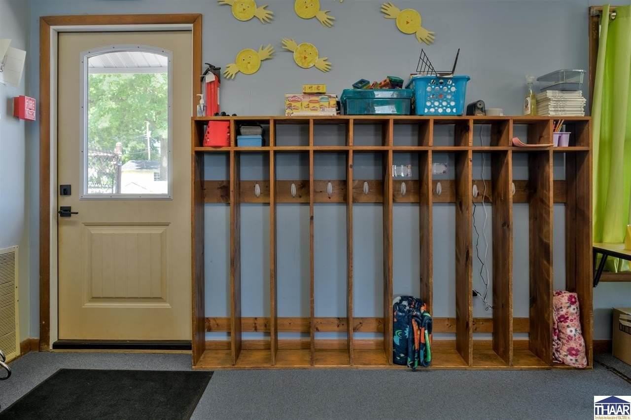623 W National Ave - Photo 7 of 23