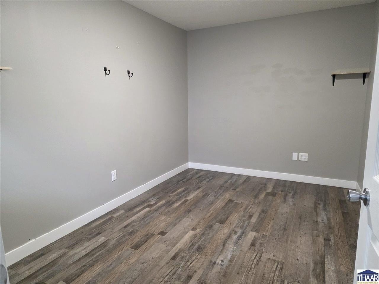 2022 Wabash Ave - Photo 5 of 7