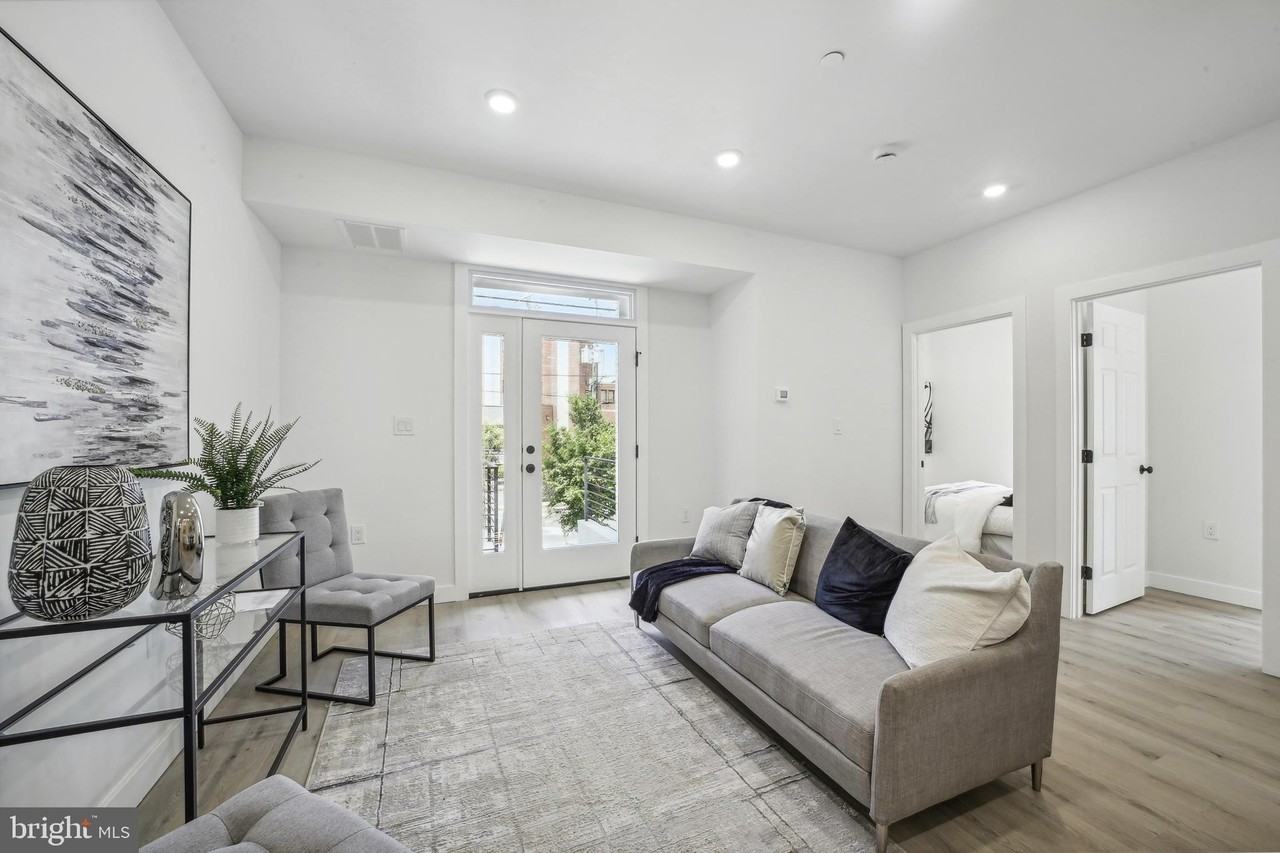 2495 Alabama Ave Se #302 - Photo 3 of 15