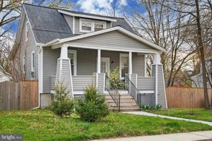 featured image of 303 E Melrose Ave