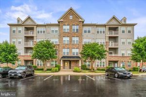 featured image of 6501 Walcott Ln #301