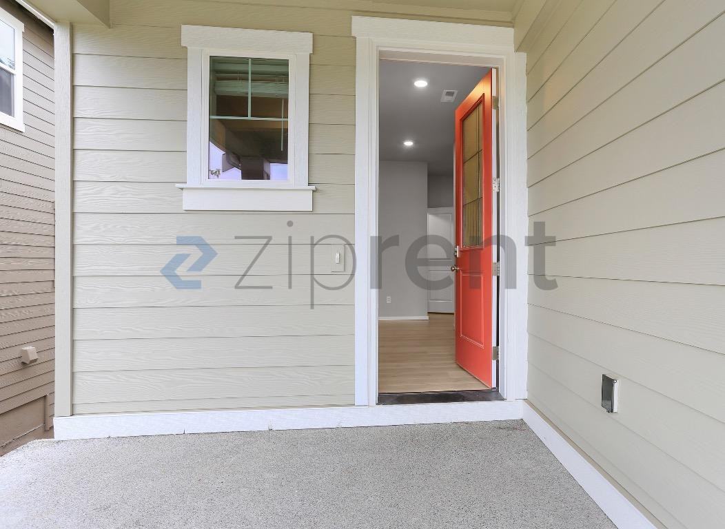 1169 Sw Pendleton Way - Photo 2 of 28
