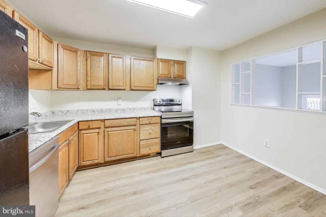 6403 Entwood Ct - Photo 2 of 34