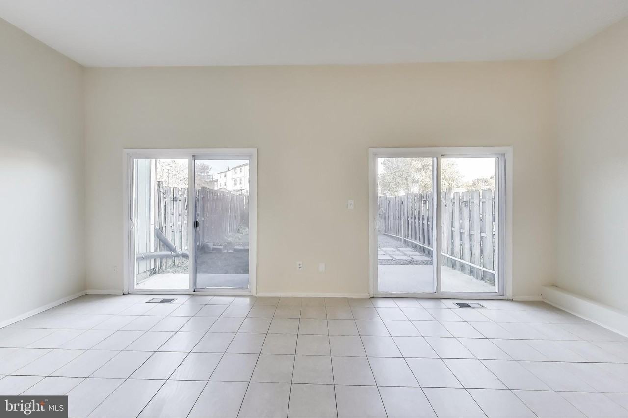 6403 Entwood Ct - Photo 5 of 34
