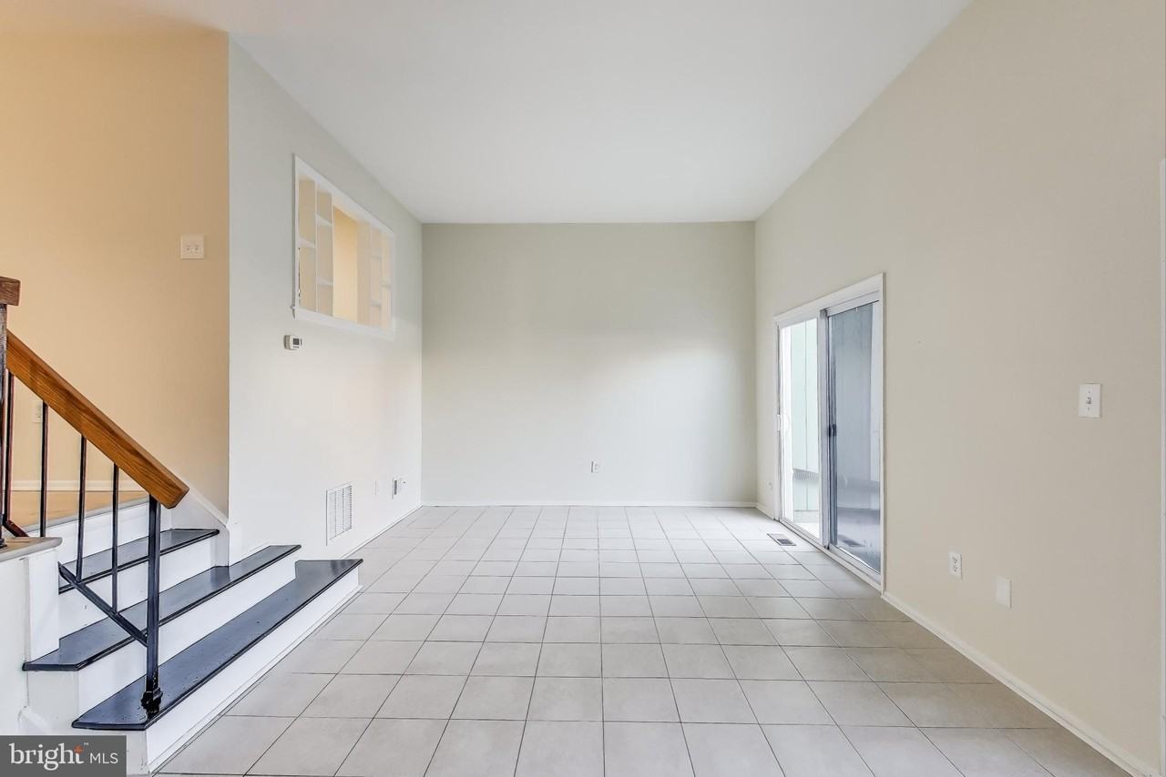 6403 Entwood Ct - Photo 6 of 34