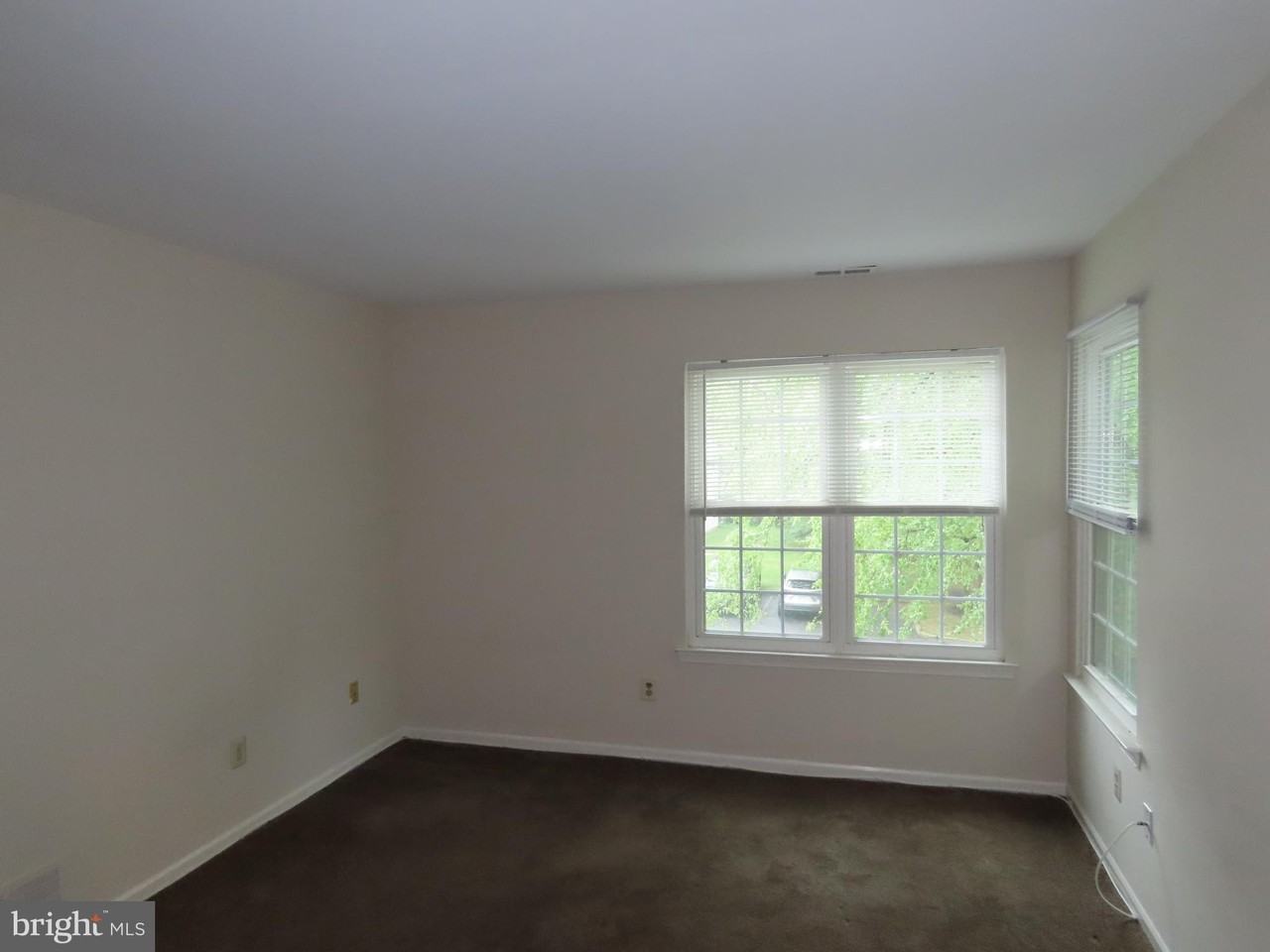502 Diamond Dr - Photo 4 of 10