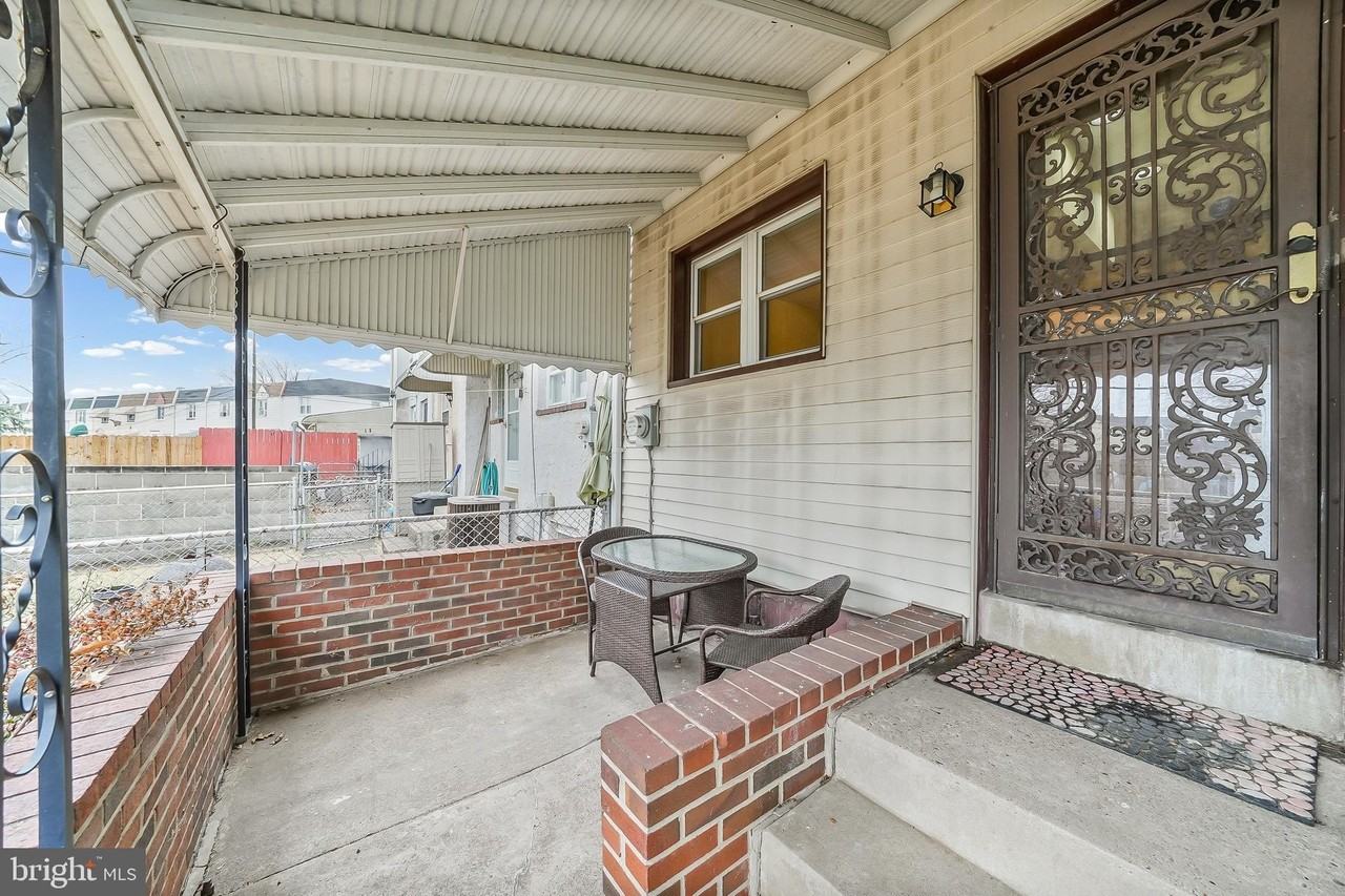 96 E Berkley Ave - Photo 3 of 13