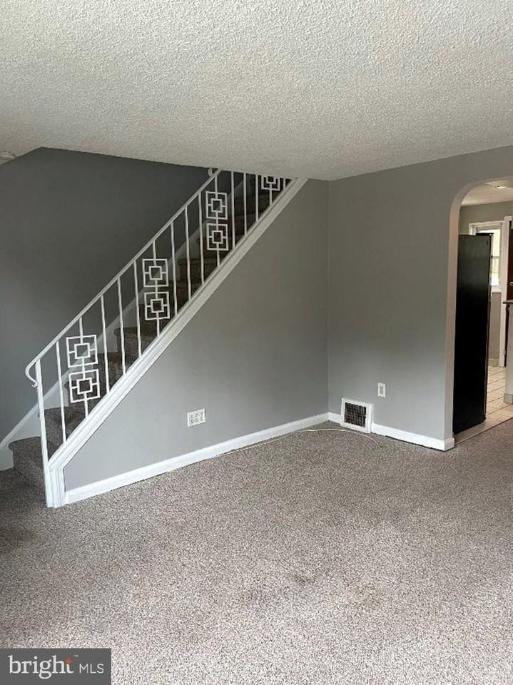 96 E Berkley Ave - Photo 6 of 13