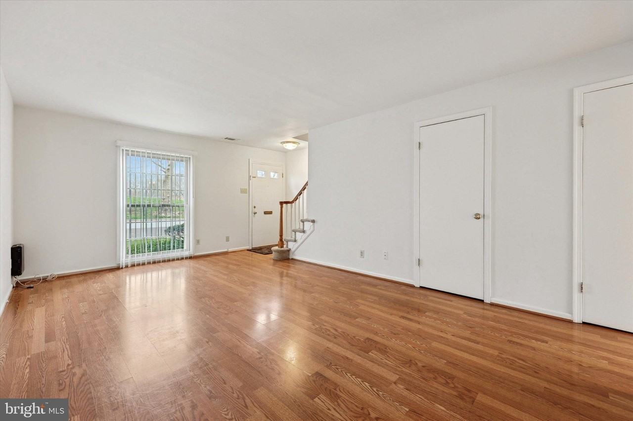 128 Macklenburg Dr #L18C - Photo 3 of 18