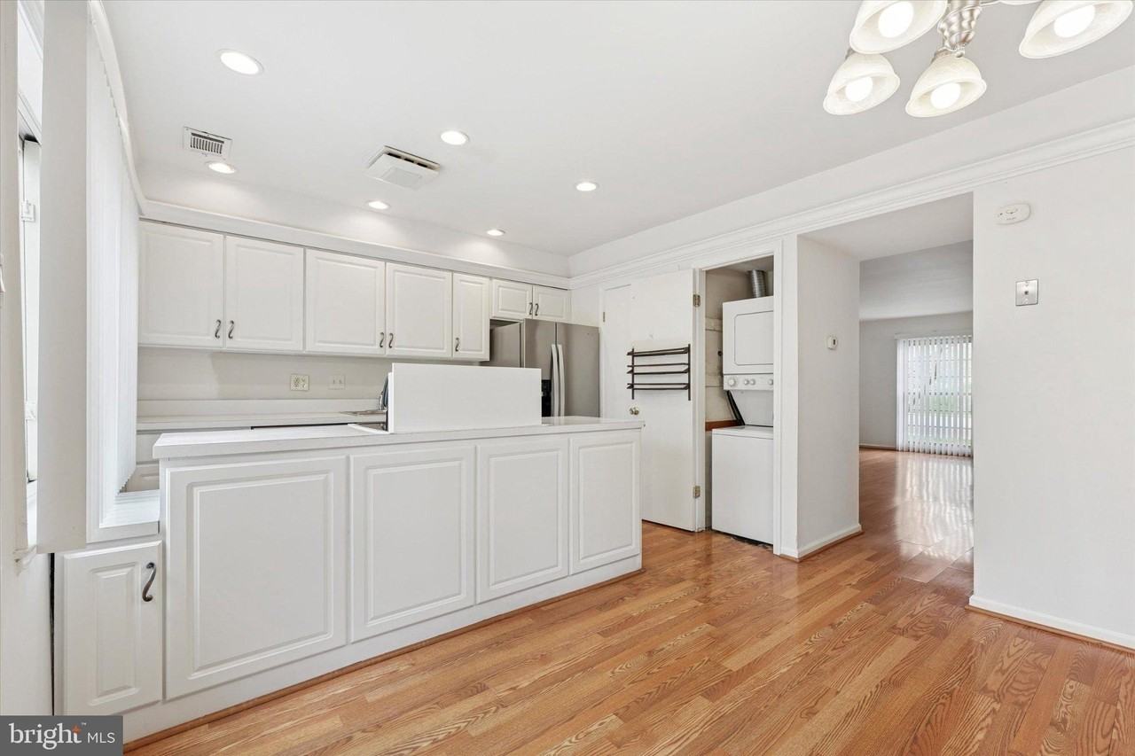 128 Macklenburg Dr #L18C - Photo 7 of 18