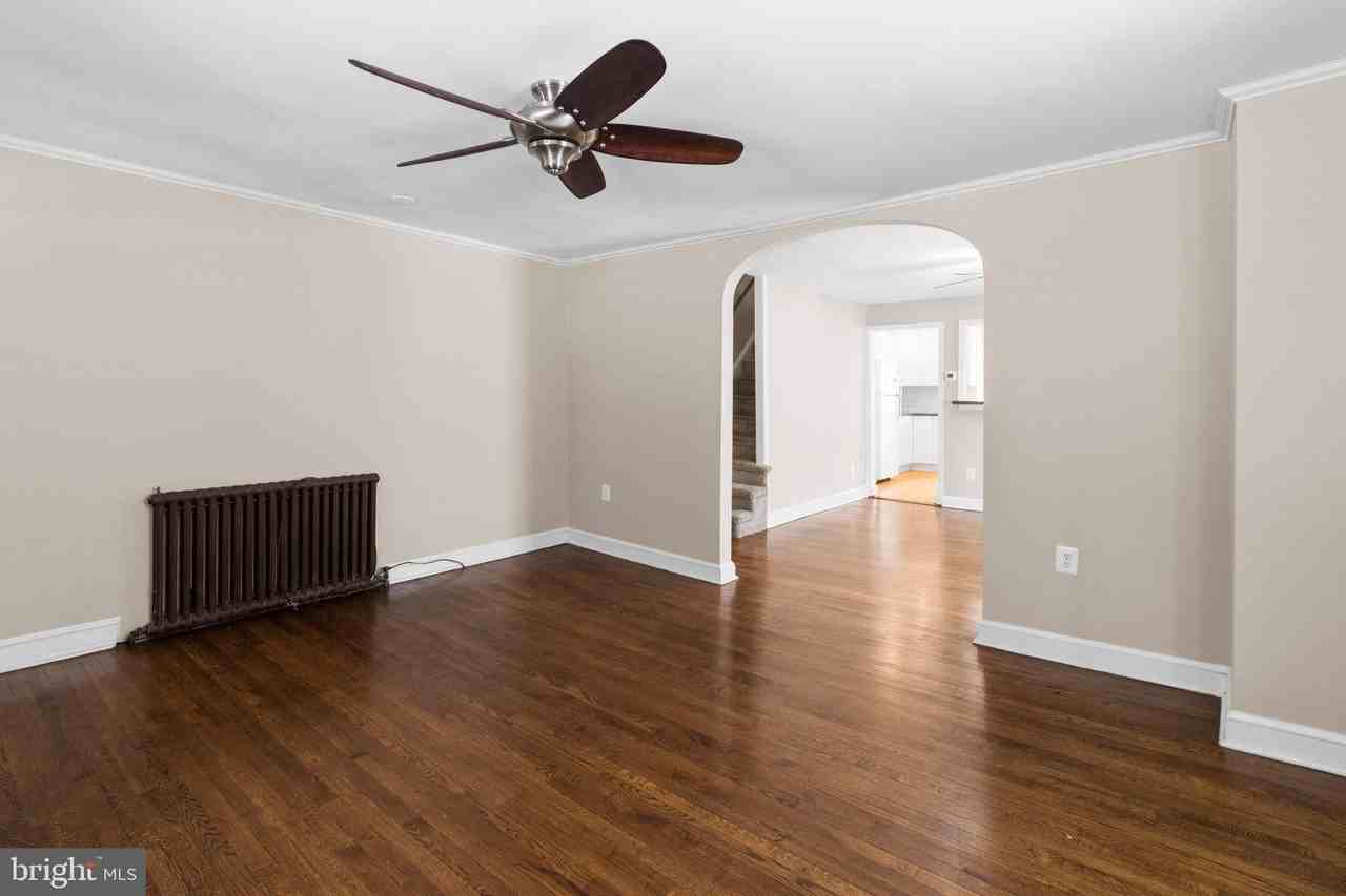 437 Ford St - Photo 6 of 24