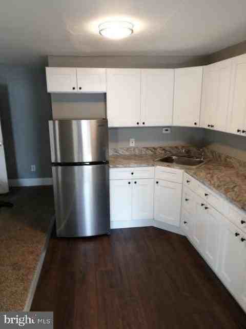 4329 Main St #2 - Photo 2 of 5