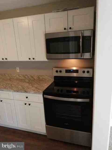 4329 Main St #2 - Photo 3 of 5