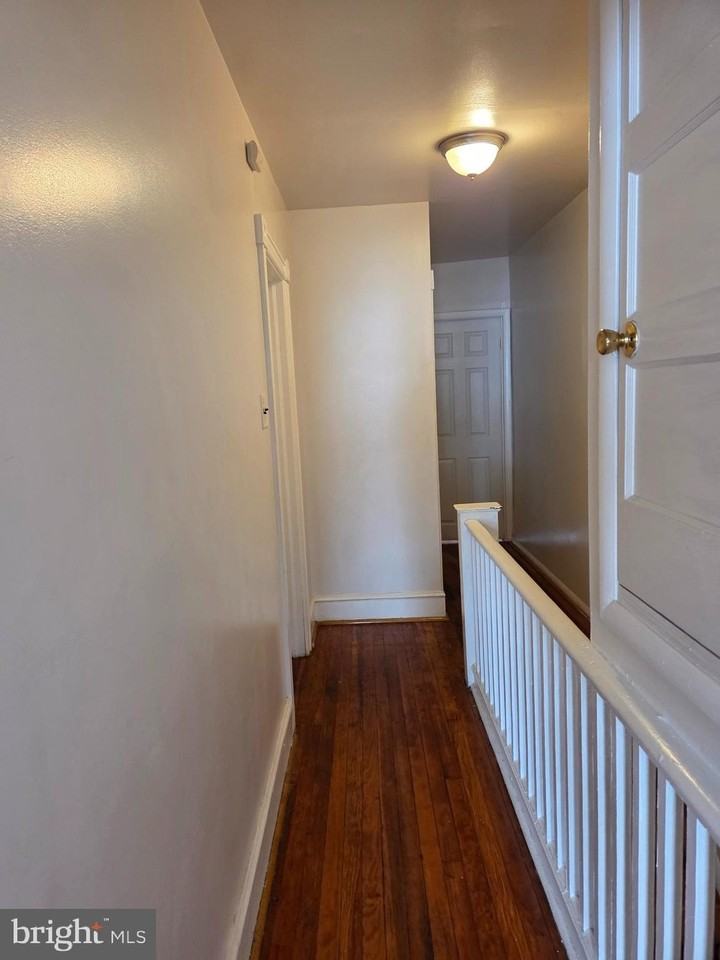 4013 Creston St - Photo 6 of 12