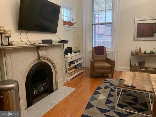 1014 Clinton St #1R - Photo 6 of 12