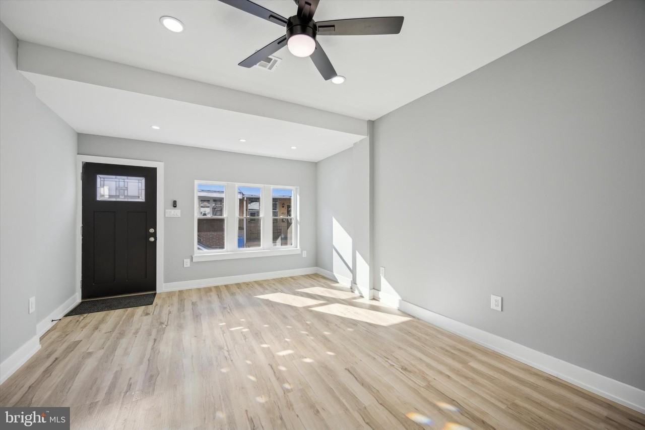 451 Fitzgerald St - Photo 4 of 25