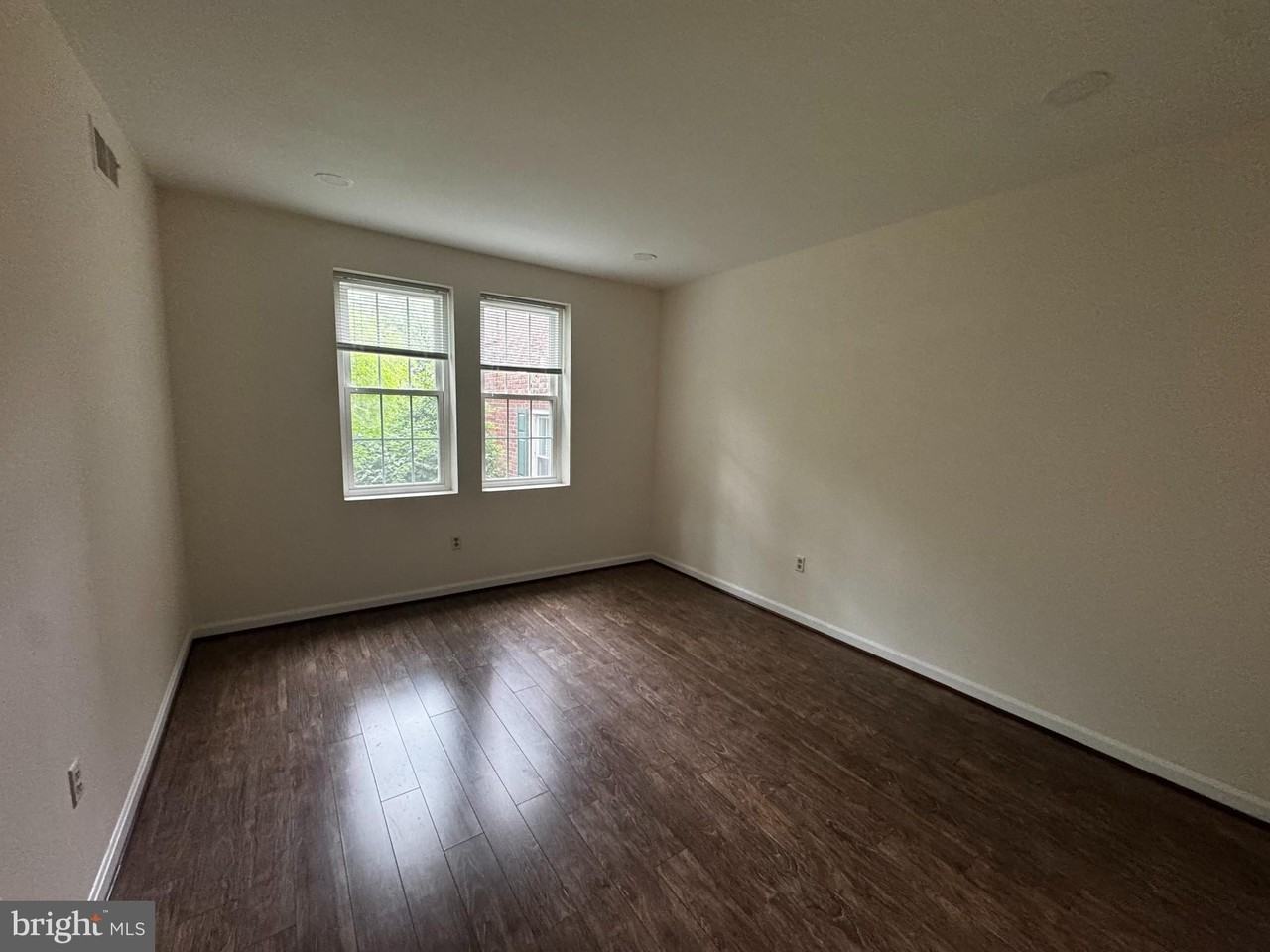 1774 N Troy St #718 - Photo 3 of 3