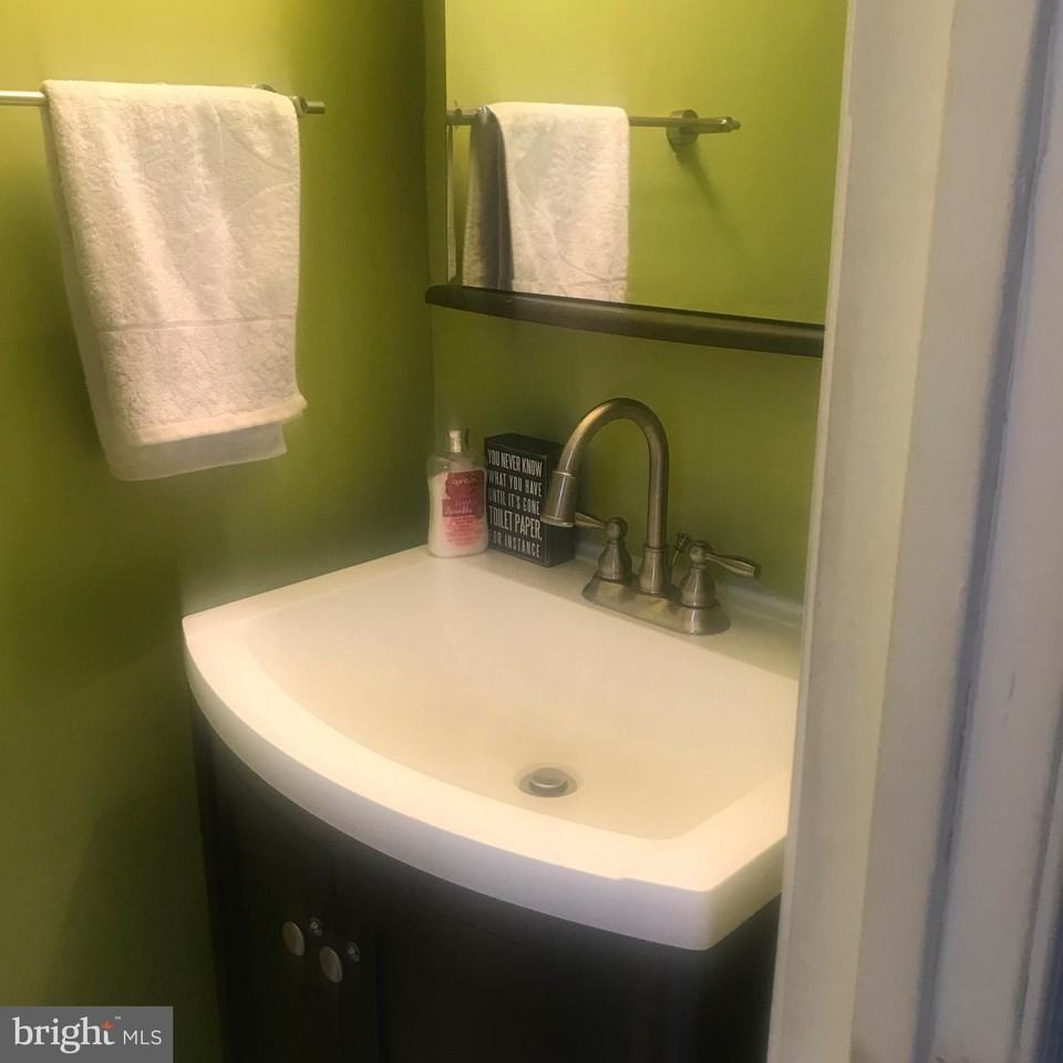 8424 Lazy Creek Ct - Photo 6 of 21