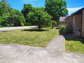 704 Meadowood St - Photo 1 of 1