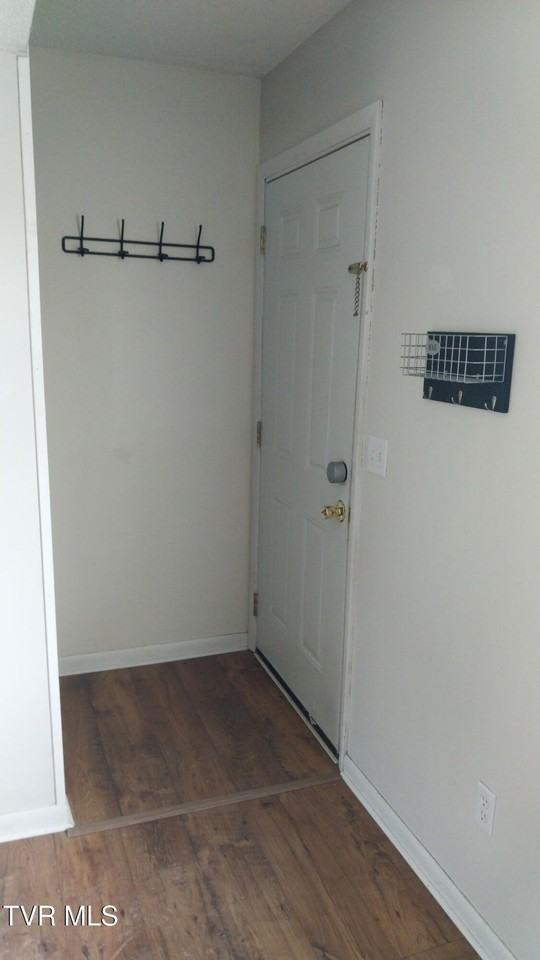 1830 E Main St #A1 - Photo 4 of 18