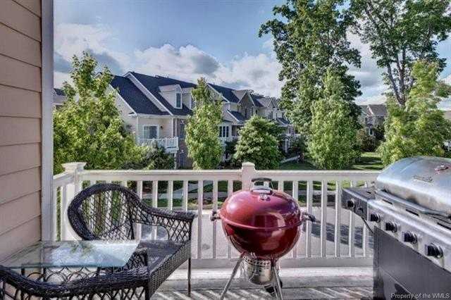 4456 Lydias Dr - Photo 4 of 14