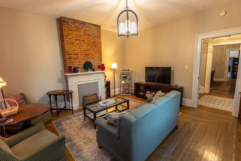2232 Eoff St - Photo 5 of 23