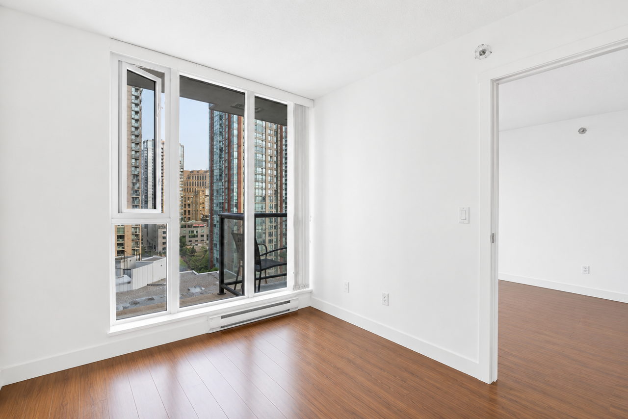 1010 Richards Street #1703 - Photo 4 of 21