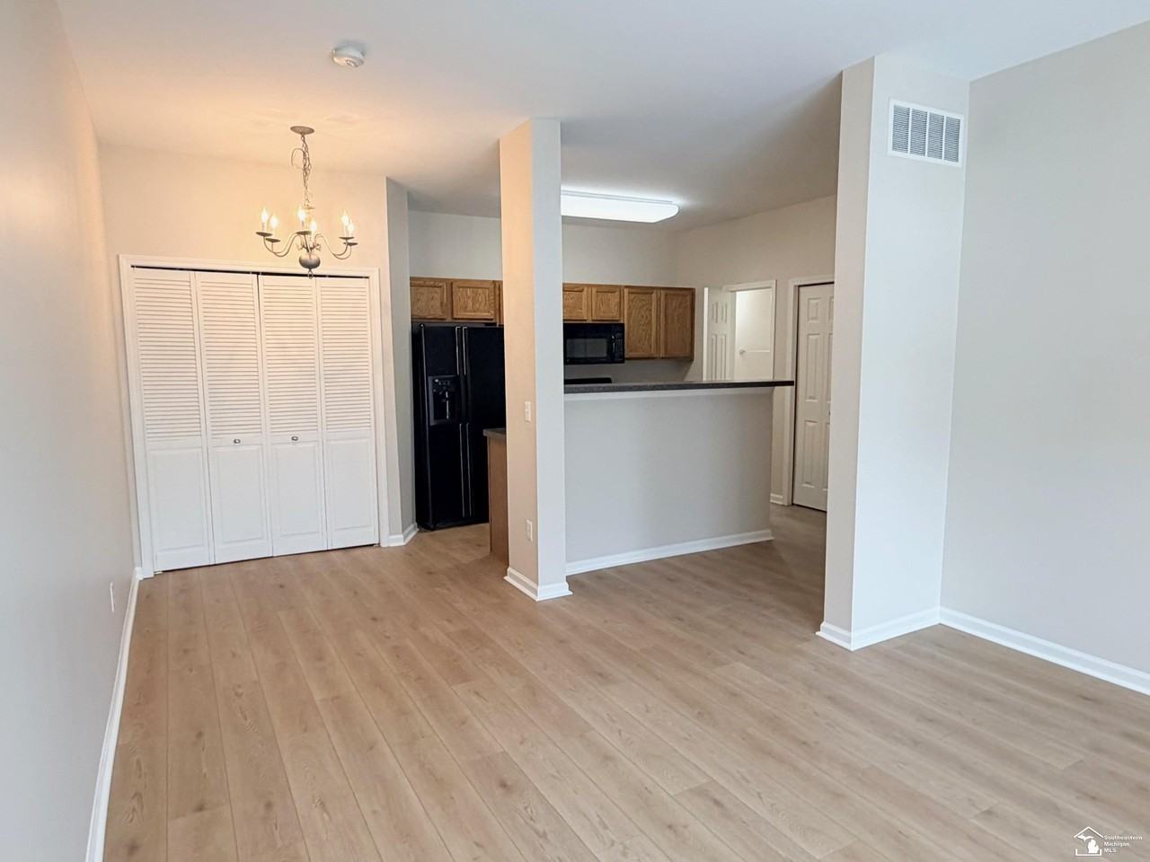 26757 Kirkway Cir - Photo 4 of 23