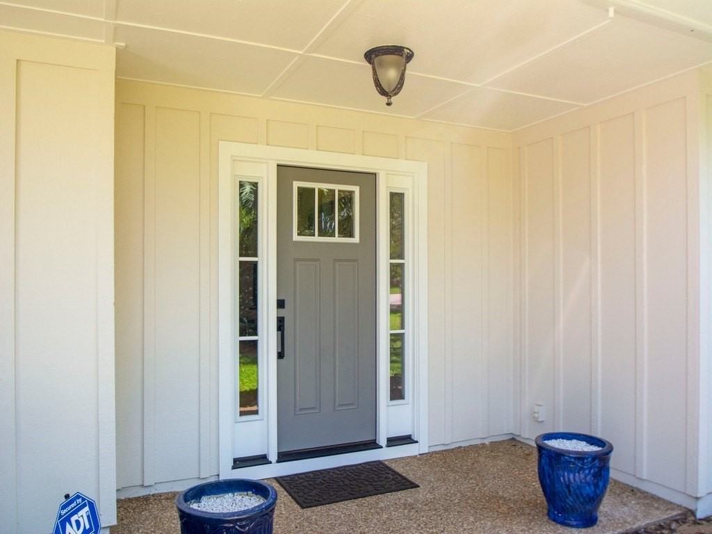 1790 Coral Way N - Photo 3 of 36