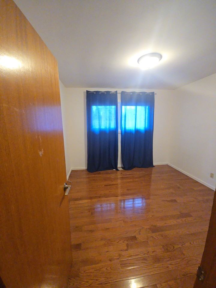 4319 Charleswood Drive NW - Photo 2 of 17