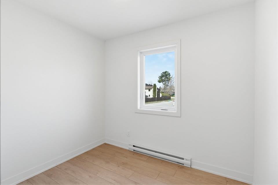 1219 Rue Notre-Dame - Photo 6 of 7