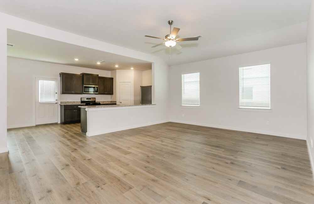 208 Julian Davis Dr - Photo 3 of 19
