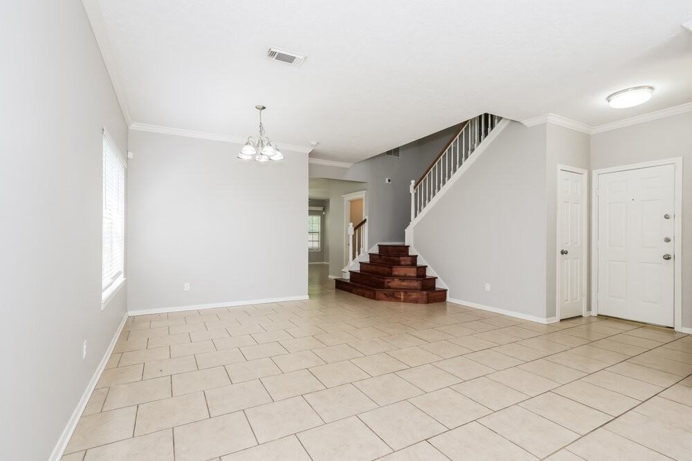 4535 Echo Falls Dr - Photo 5 of 17