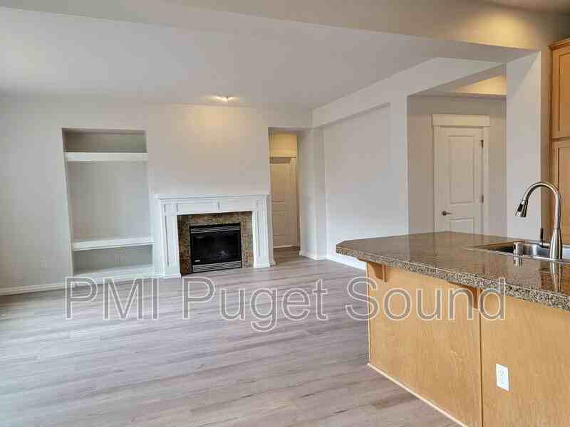 576 Mt Baker Pl Ne - Photo 6 of 23
