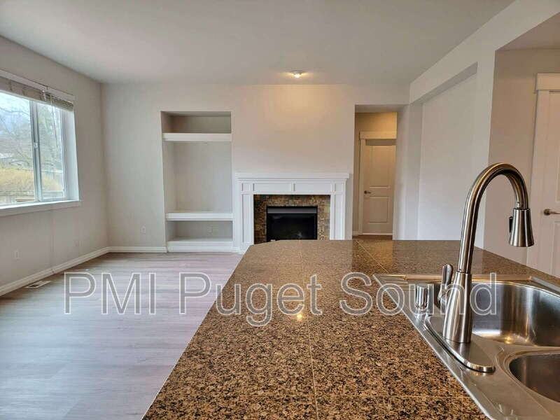 576 Mt Baker Pl Ne - Photo 7 of 23