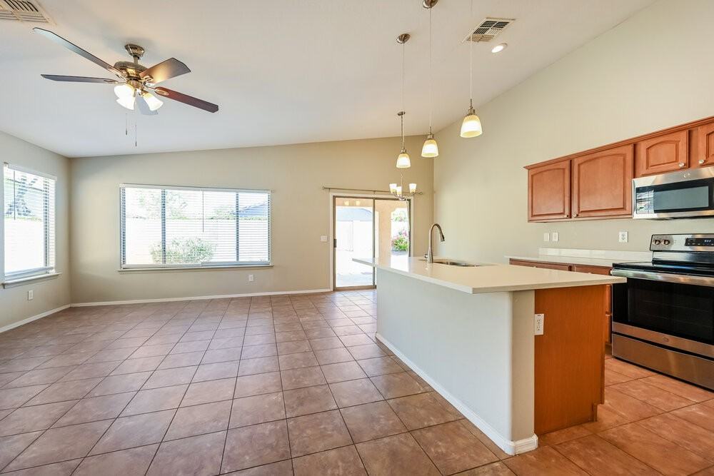 3026 W Rapalo Rd - Photo 7 of 16