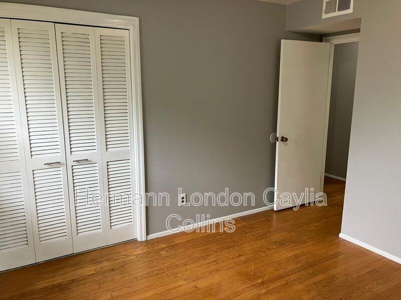 3900 Roland Blvd #B - Photo 7 of 14