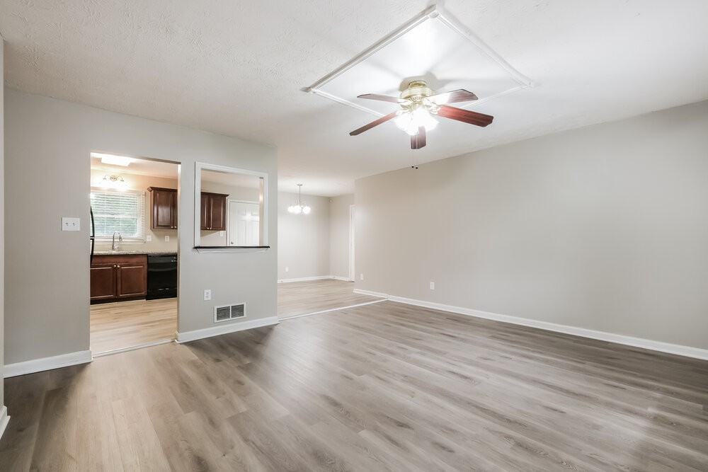 1695 Lawrenceville Suwanee Rd - Photo 7 of 17
