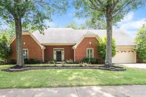 featured image of 1728 Edgeburg Ln