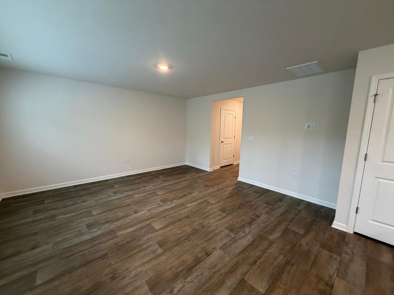 127 Palm Dr #1 - Photo 3 of 30