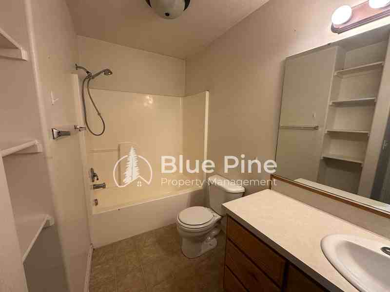 3156 Chasewood Dr #3 - Photo 6 of 9