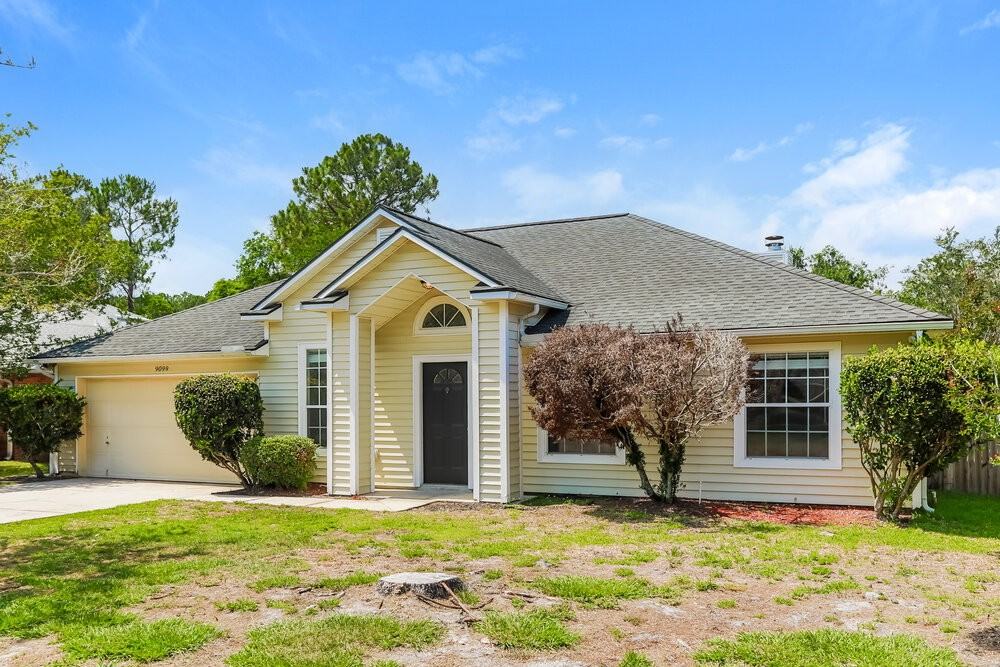 9099 Rockpond Meadows Dr - Photo 3 of 16