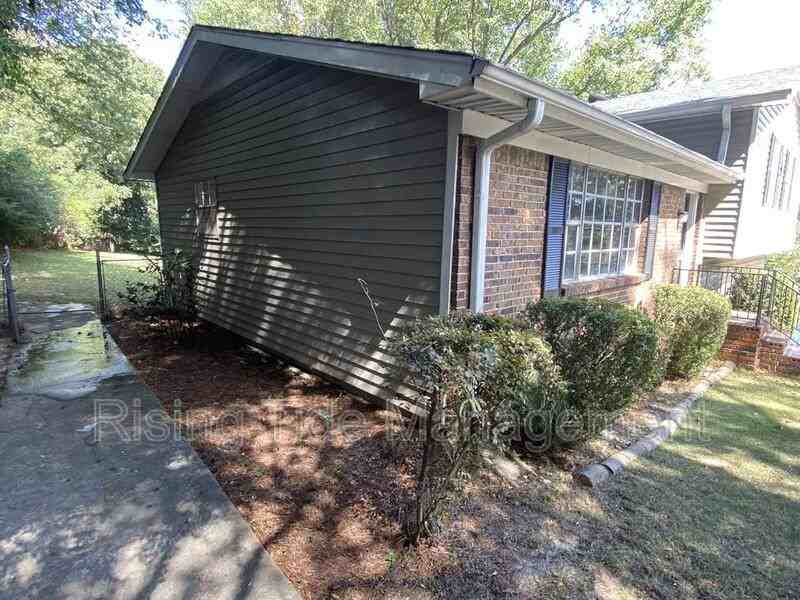 540 20th Ct Ne - Photo 2 of 9