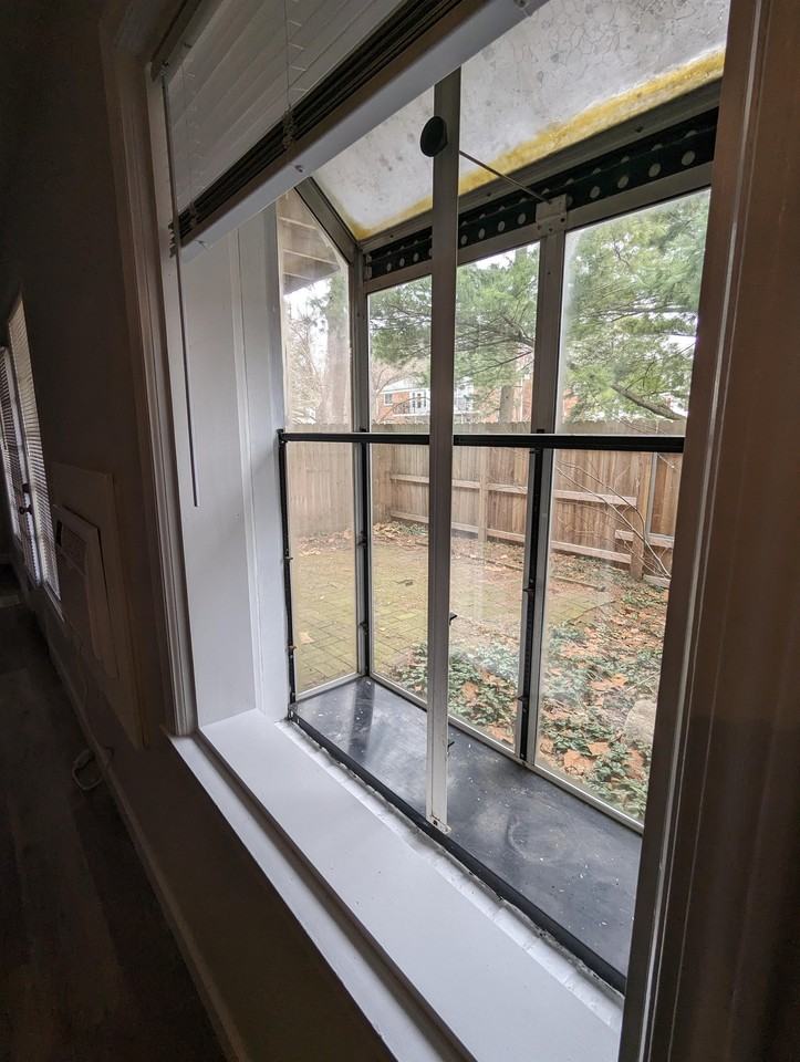 719 Whitcomb Street - FApt. F #F - Photo 5 of 16