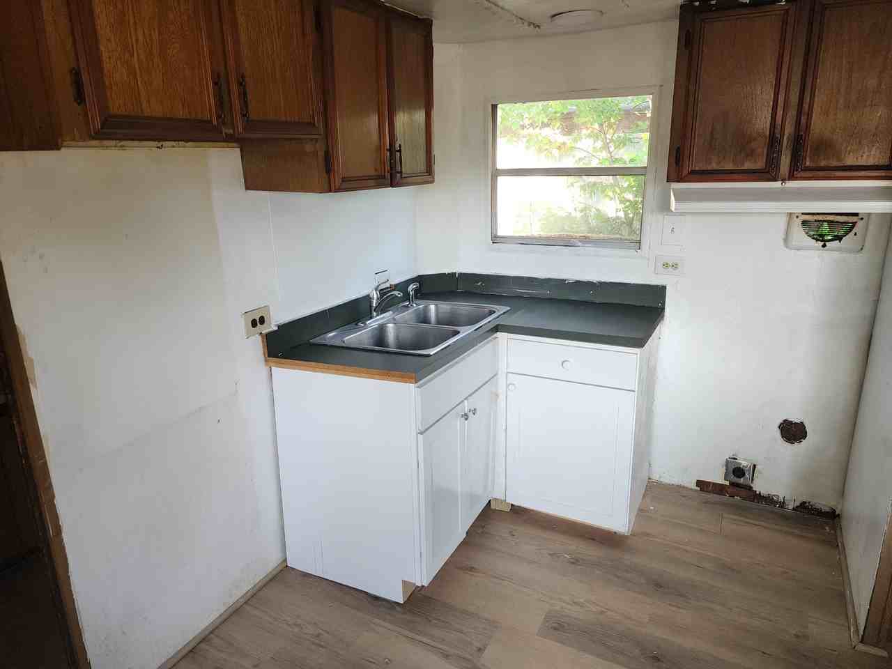 5 Chad Ln #5J - Photo 4 of 5
